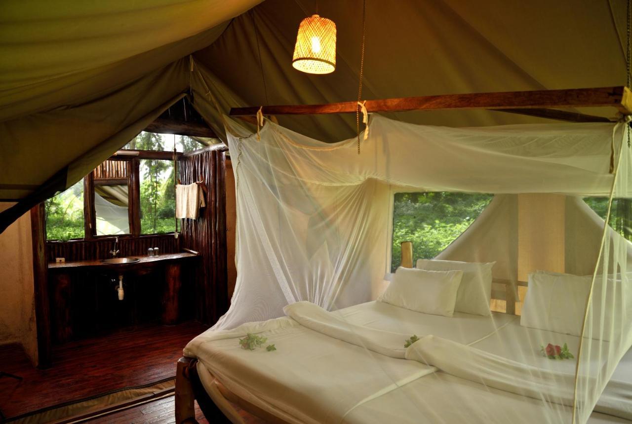 Migunga Tented Camp Мто-ва-Мбу Екстер'єр фото